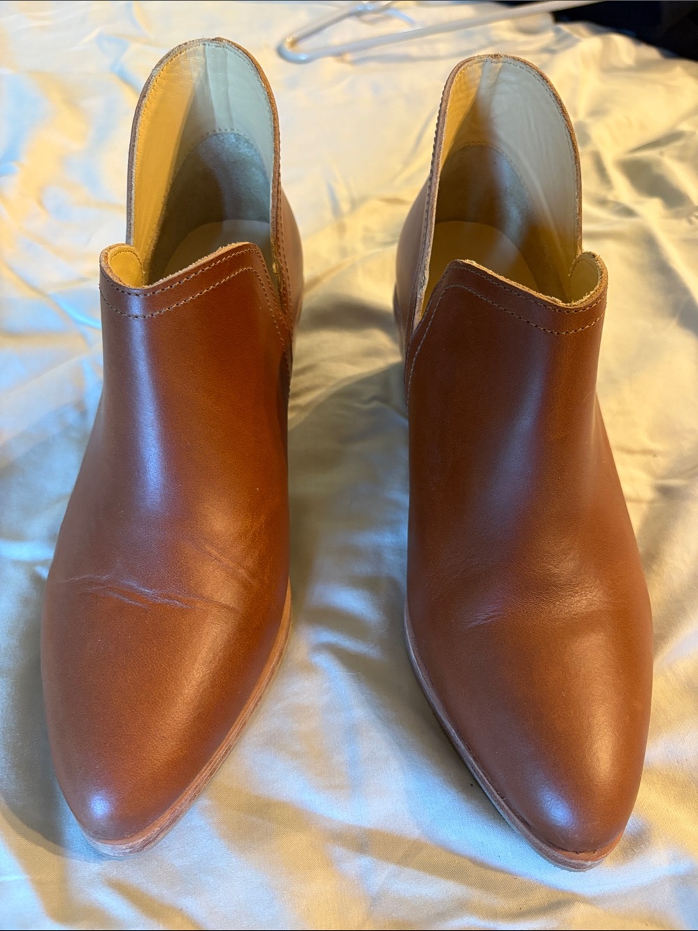 Nisolo Classic Leather Ankle Boots
